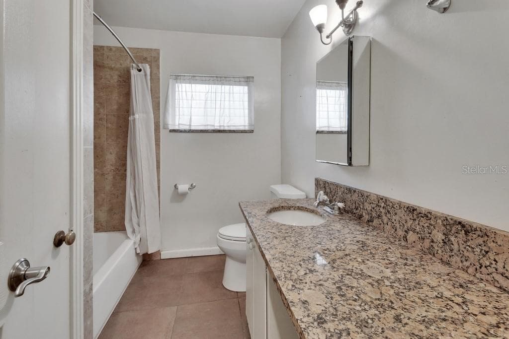 411 BLUE LAKE TERRACE — photo 11 of 31
