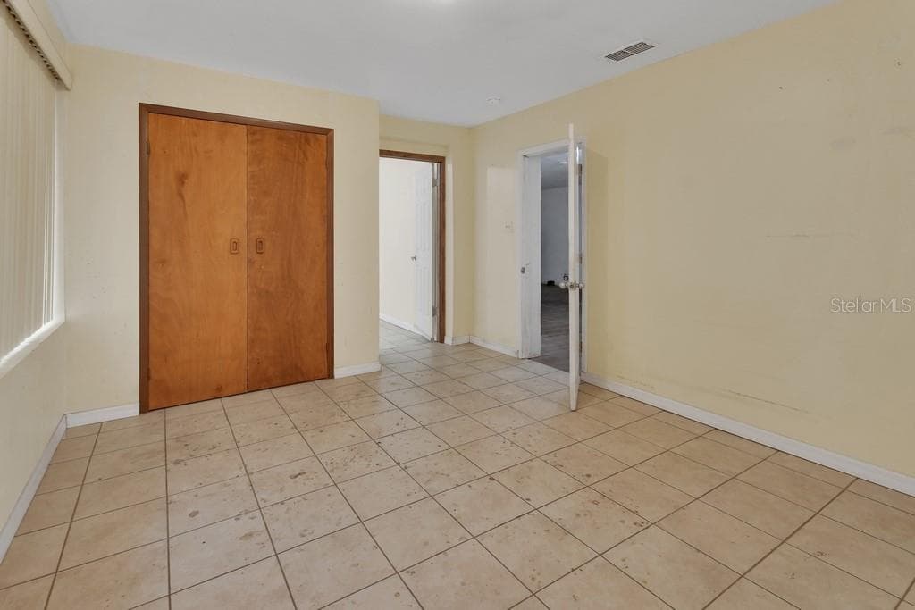 411 BLUE LAKE TERRACE — photo 10 of 31
