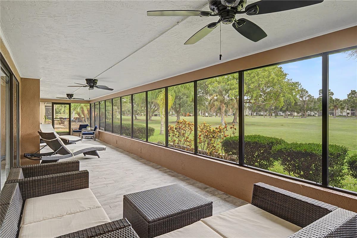 450 CYPRESS CREEK CIRCLE — photo 35 of 74