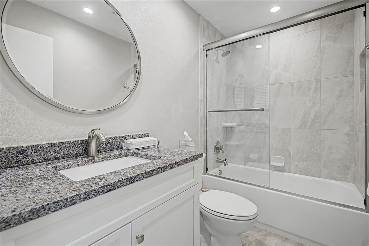 450 CYPRESS CREEK CIRCLE — photo 28 of 74