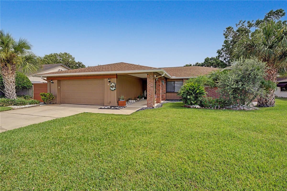 450 CYPRESS CREEK CIRCLE — photo 48 of 74