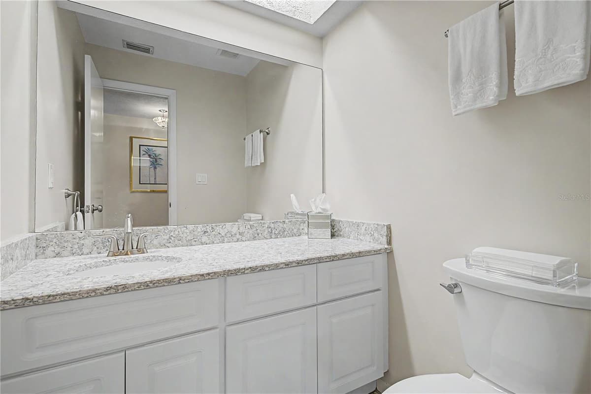 450 CYPRESS CREEK CIRCLE — photo 30 of 74