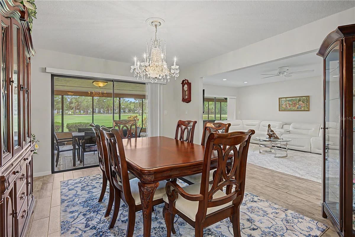 450 CYPRESS CREEK CIRCLE — photo 11 of 74