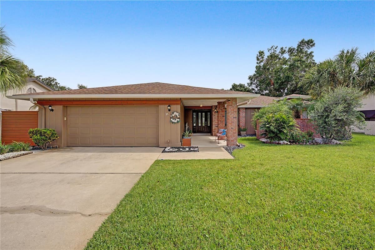 450 CYPRESS CREEK CIRCLE — photo 46 of 74
