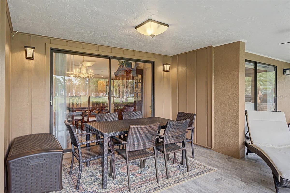 450 CYPRESS CREEK CIRCLE — photo 40 of 74