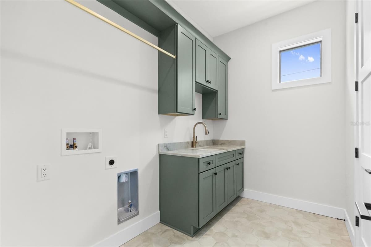 4302 OBISPO STREET — photo 32 of 54