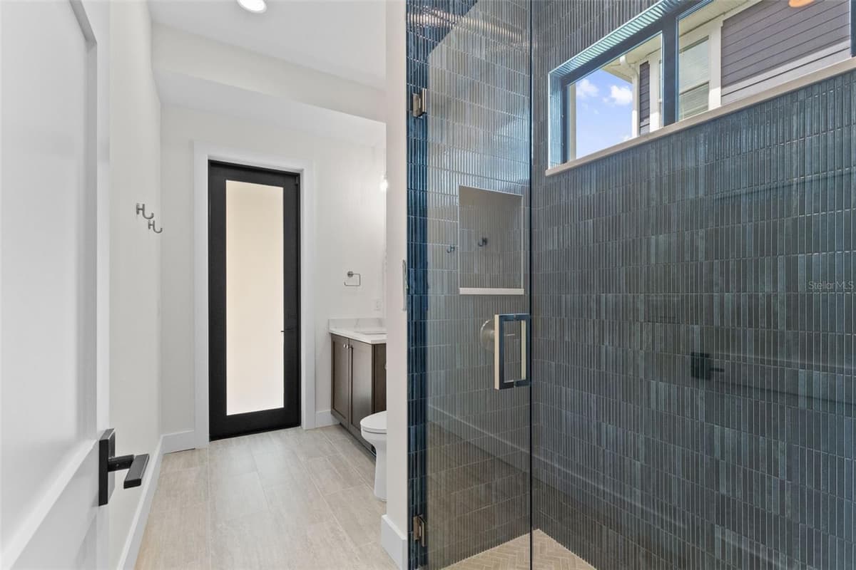 4302 OBISPO STREET — photo 12 of 54