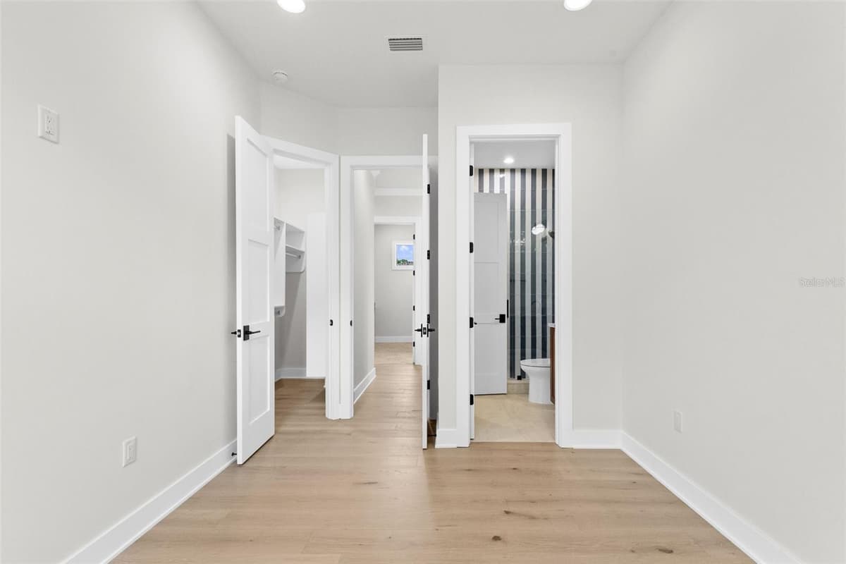 4302 OBISPO STREET — photo 35 of 54