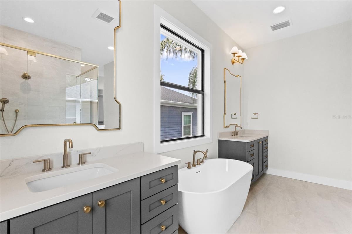 4302 OBISPO STREET — photo 44 of 54