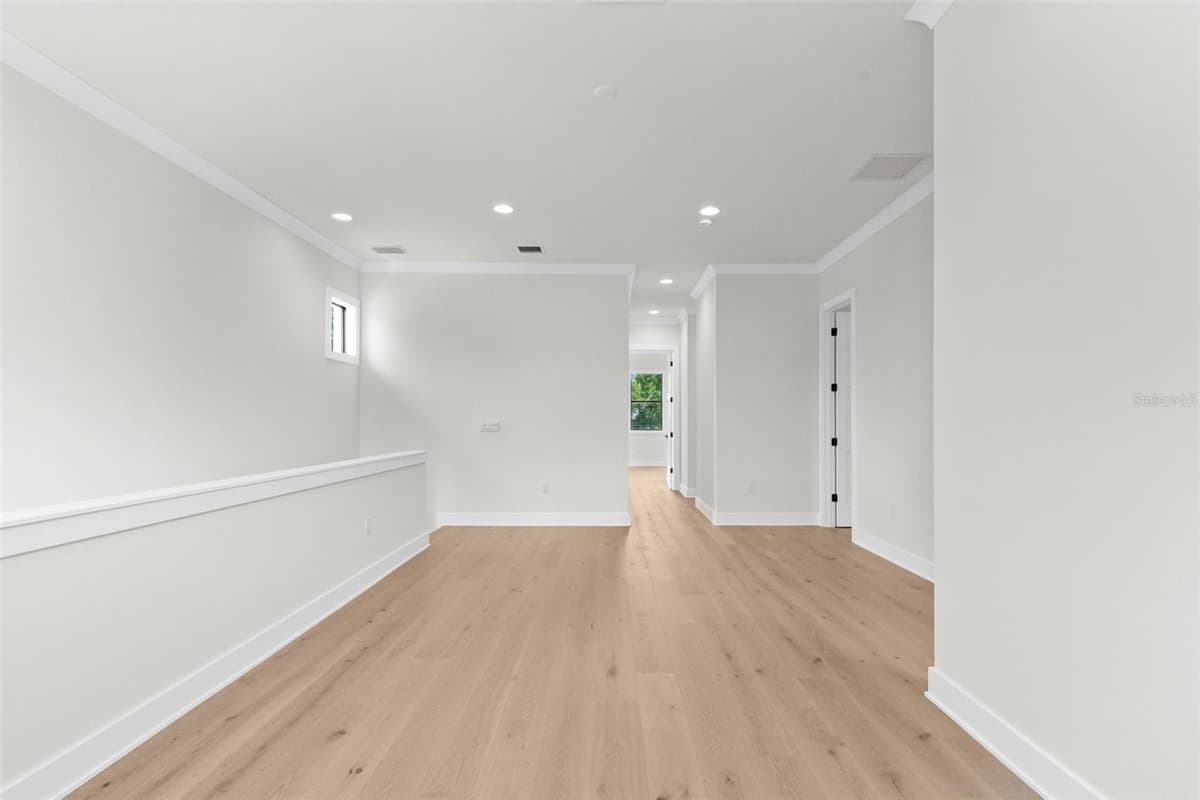 4302 OBISPO STREET — photo 21 of 54