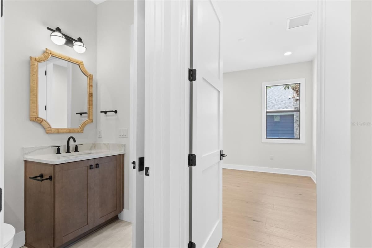 4302 OBISPO STREET — photo 33 of 54