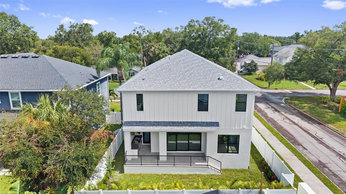 4302 OBISPO STREET — photo 47 of 54