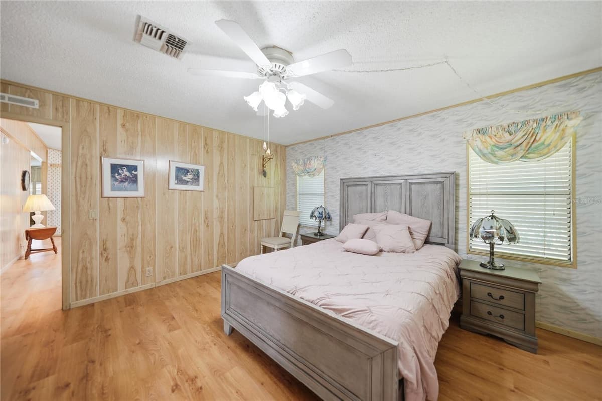 16209 ASHEBORO COURT — photo 22 of 55