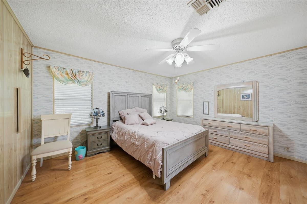 16209 ASHEBORO COURT — photo 24 of 55