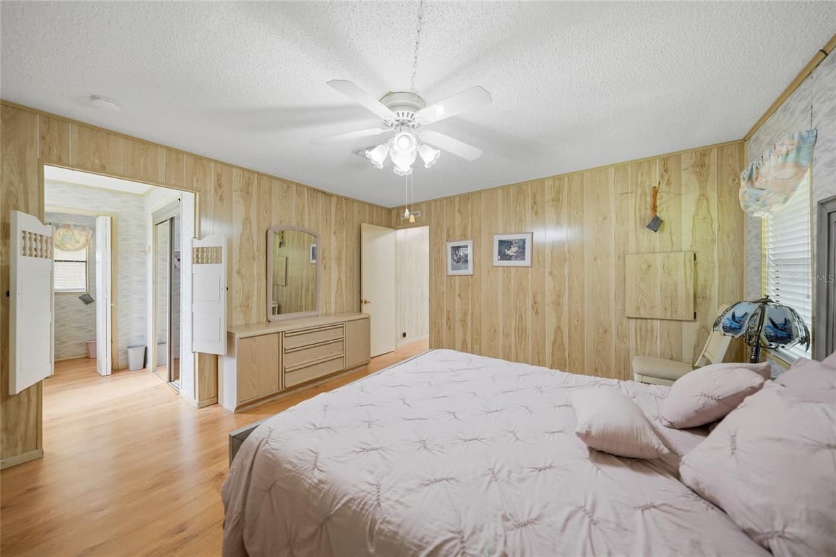 16209 ASHEBORO COURT — photo 23 of 55