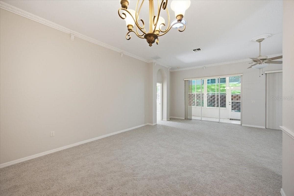 794 WOLF CREEK STREET — photo 15 of 42