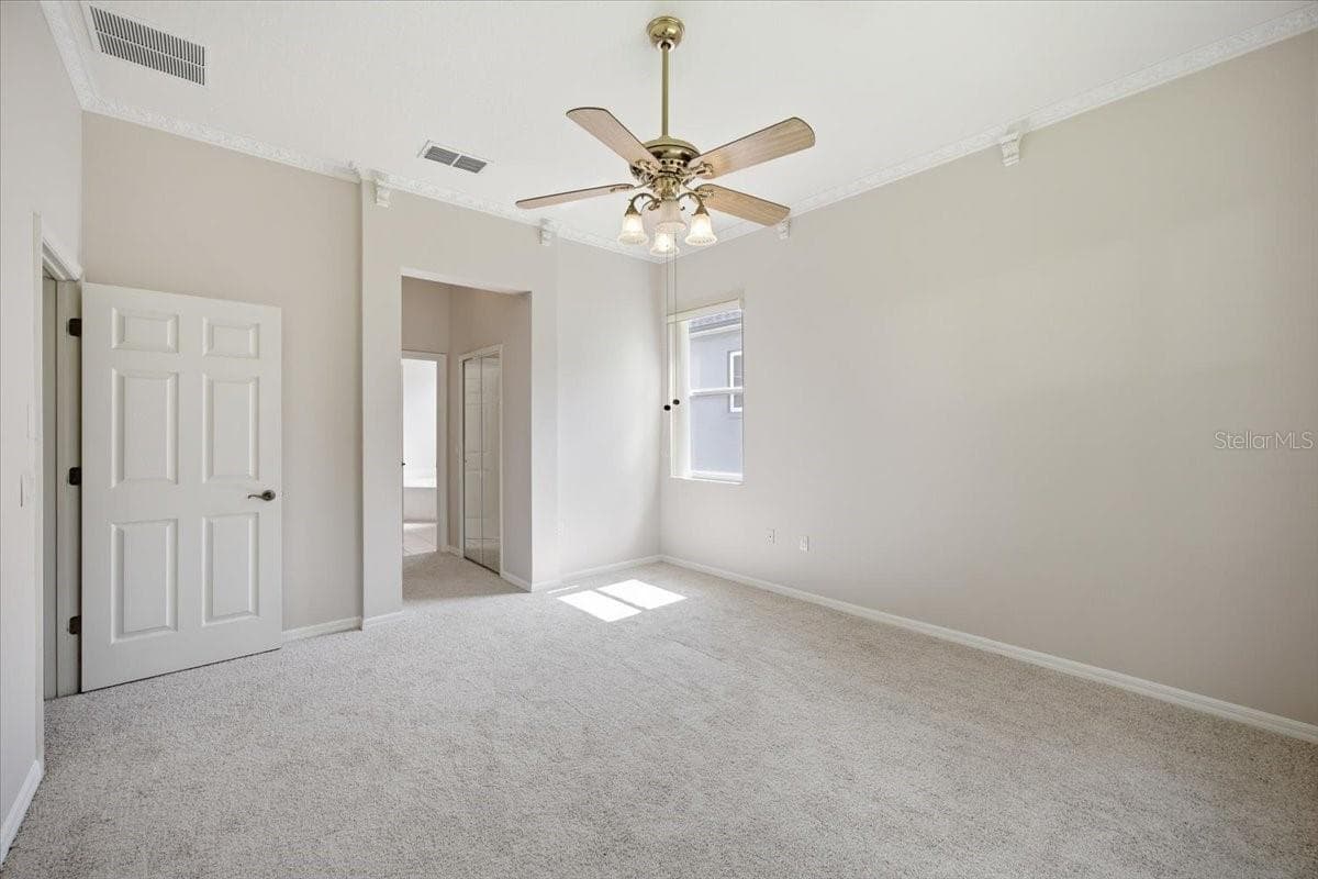 794 WOLF CREEK STREET — photo 5 of 42