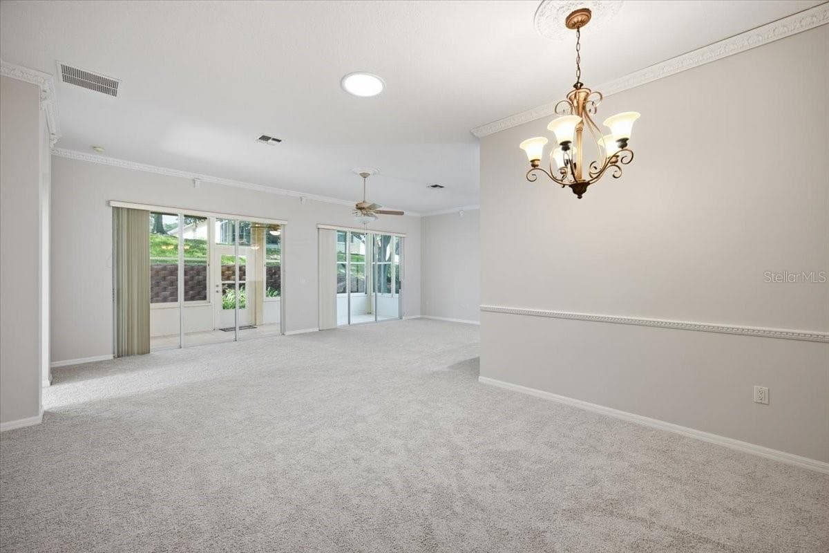 794 WOLF CREEK STREET — photo 14 of 42