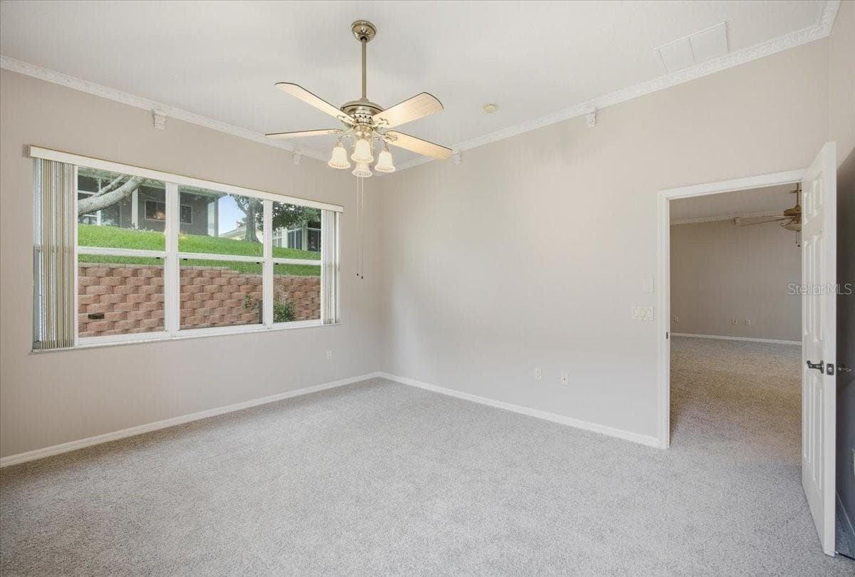 794 WOLF CREEK STREET — photo 8 of 42