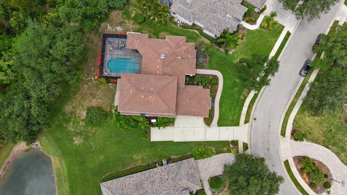 7574 TORI WAY — photo 35 of 39
