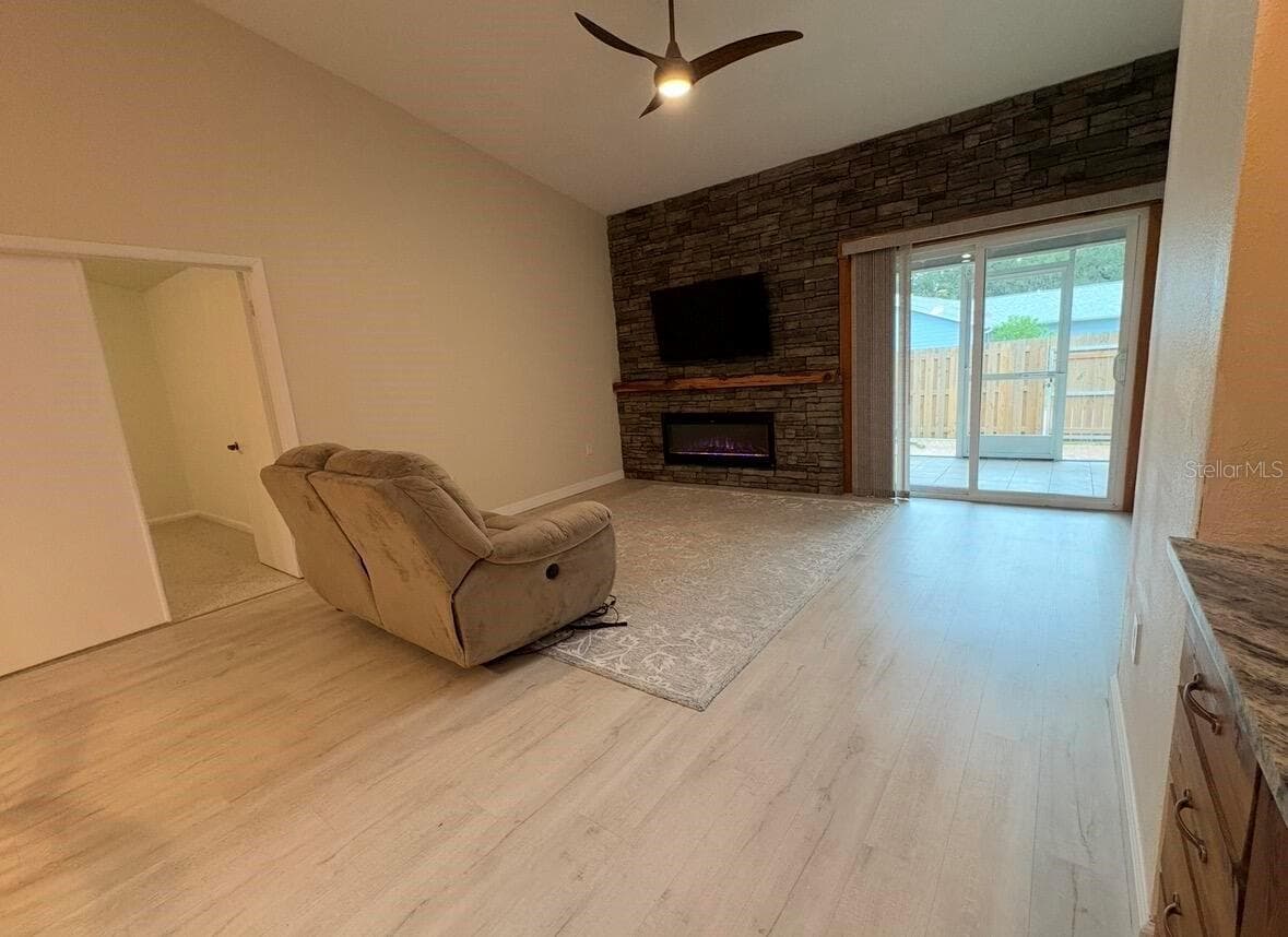 39650 US HIGHWAY 19 — photo 16 of 34