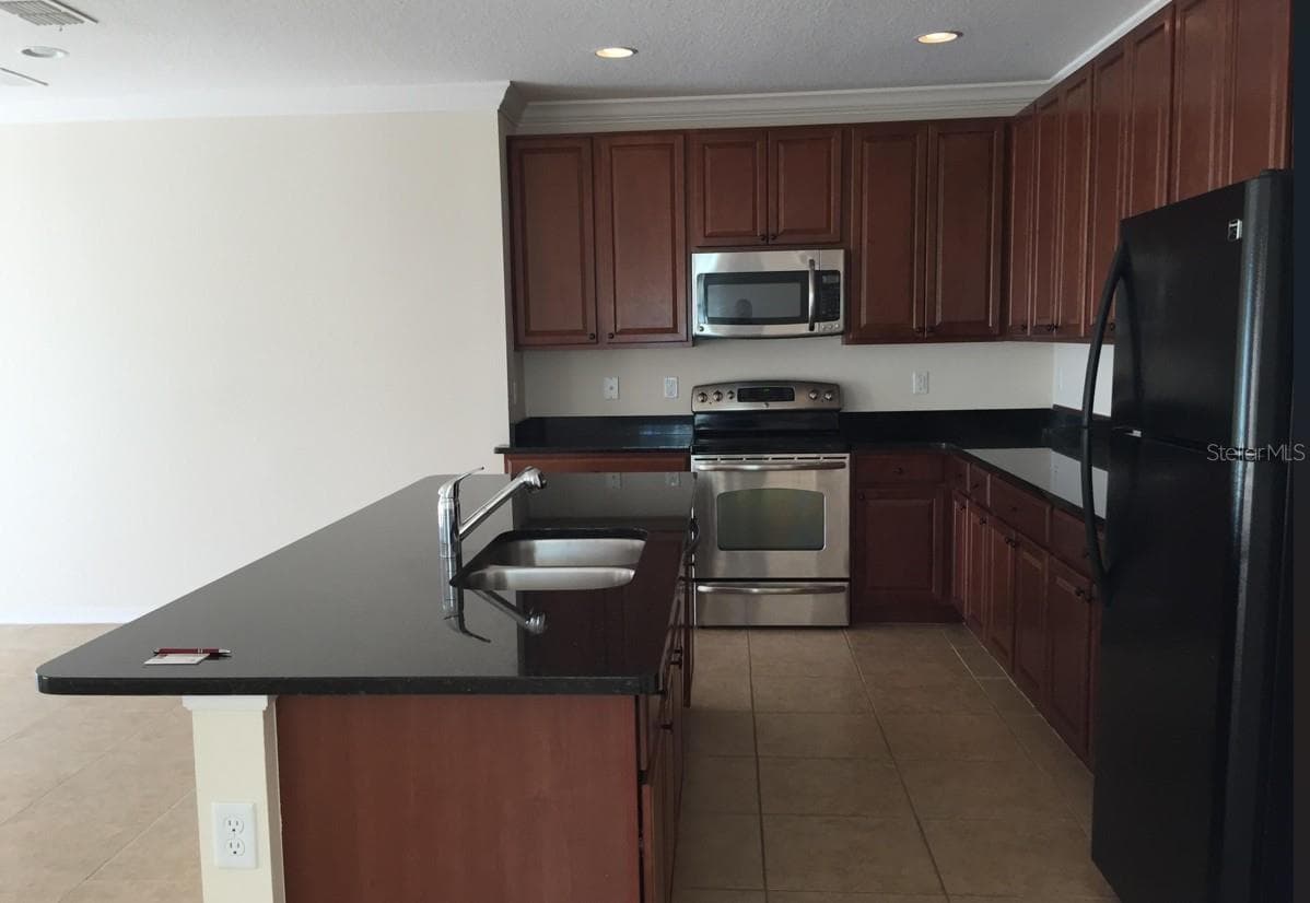 3938 SUNSET COVE DRIVE — photo 6 of 13