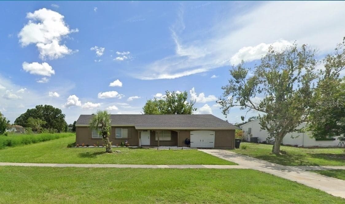 6735 APPOMATTOX DRIVE — photo 1 of 10