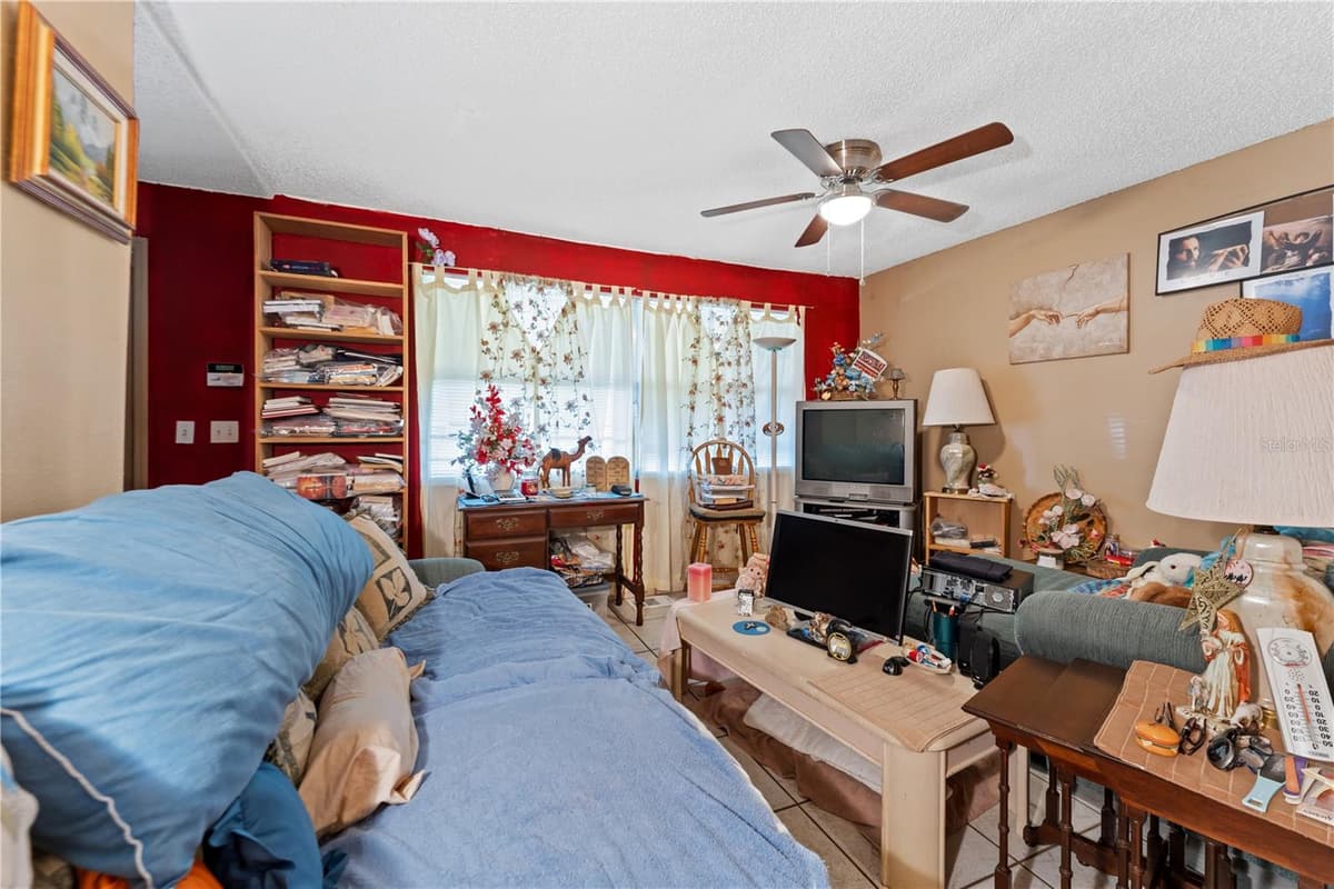 2615 COMANCHE AVENUE — photo 24 of 52