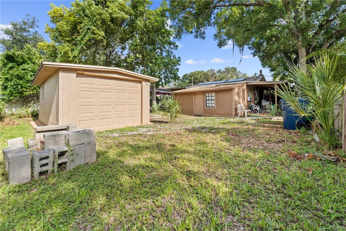 2615 COMANCHE AVENUE — photo 51 of 52
