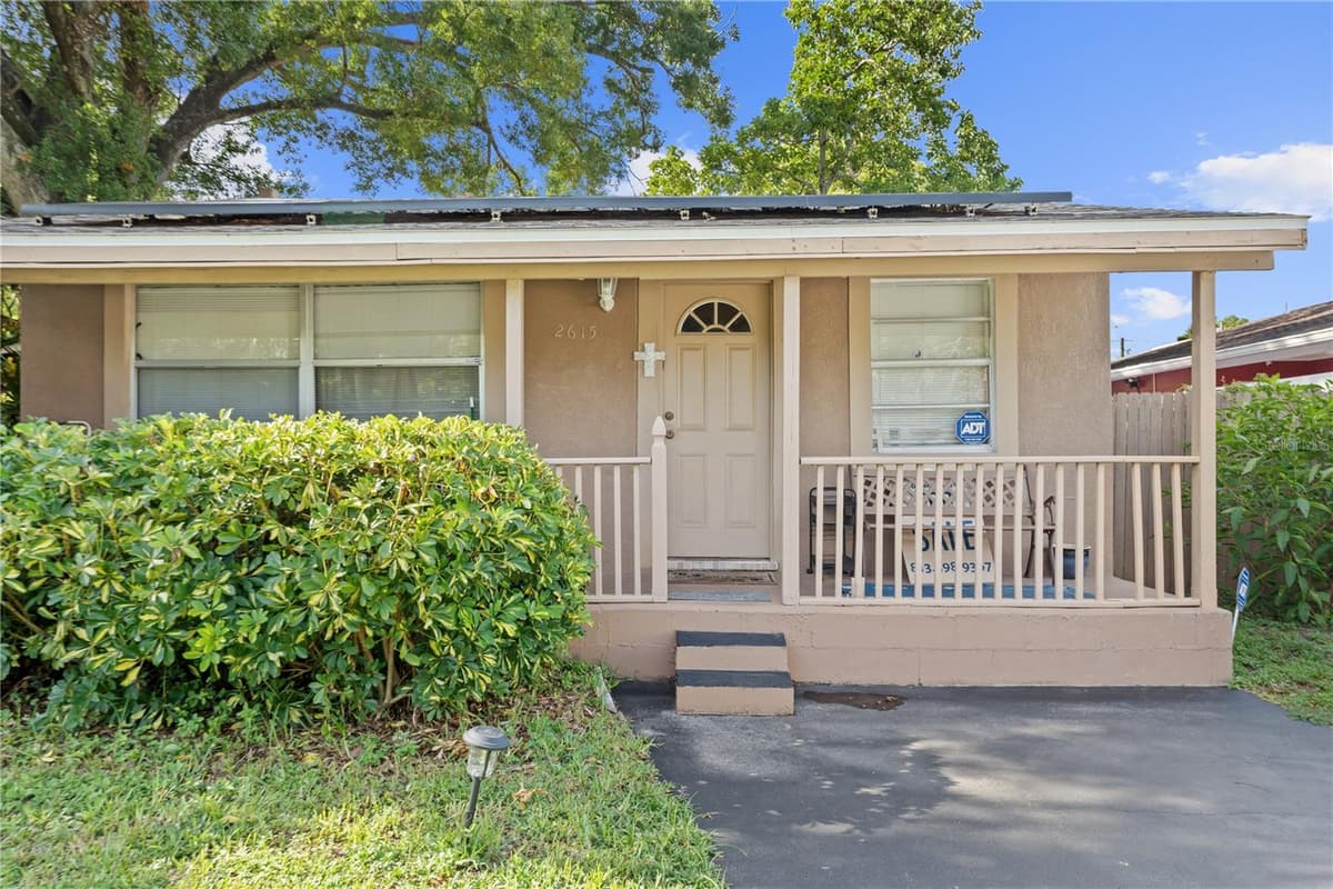 2615 COMANCHE AVENUE — photo 38 of 52