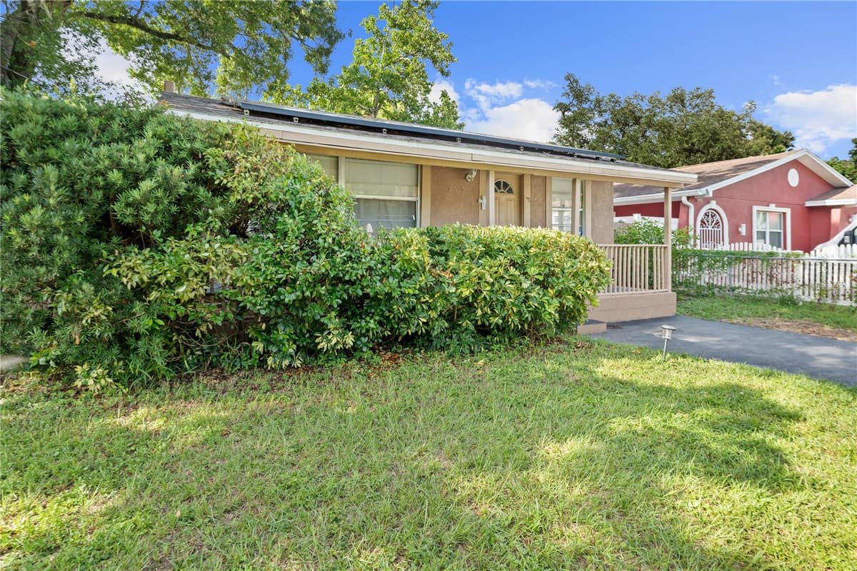 2615 COMANCHE AVENUE — photo 37 of 52