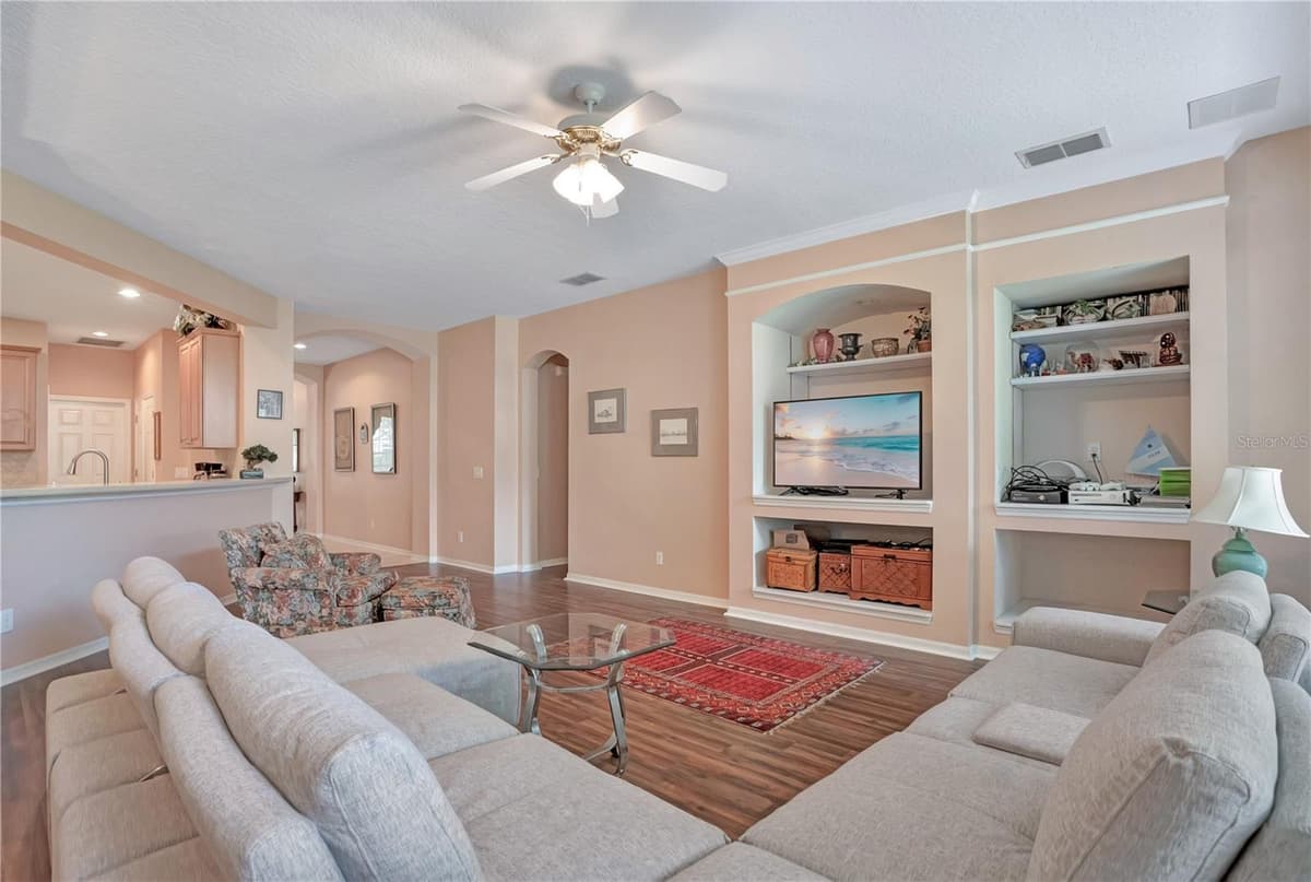 8344 BOWDEN WAY — photo 9 of 44