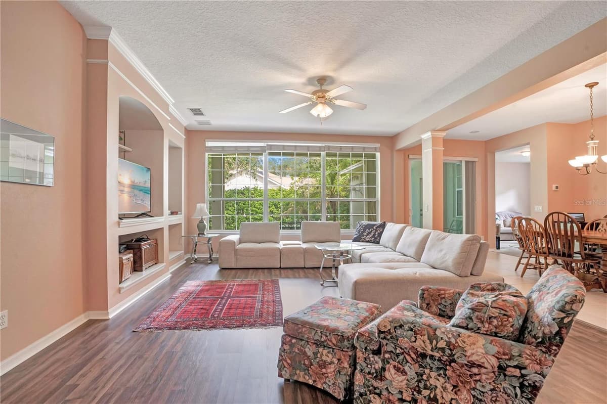 8344 BOWDEN WAY — photo 6 of 44