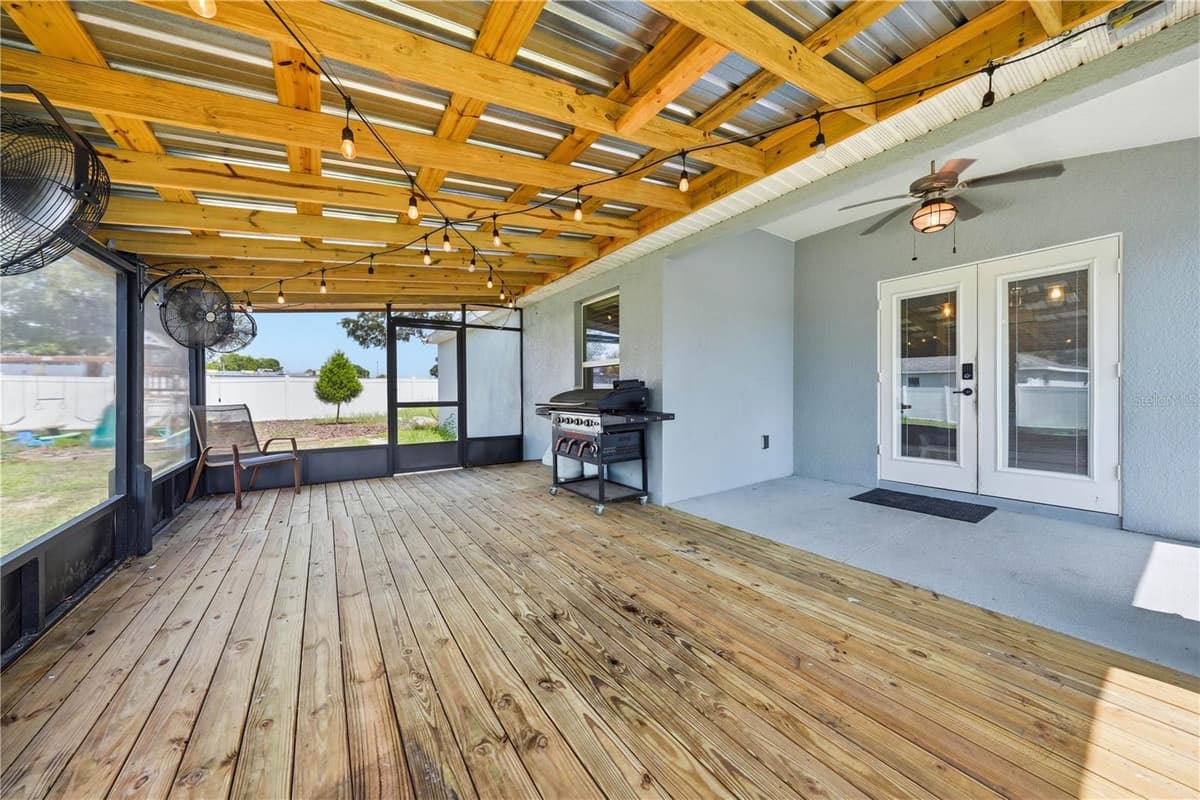 362 LAKE STREET — photo 15 of 36