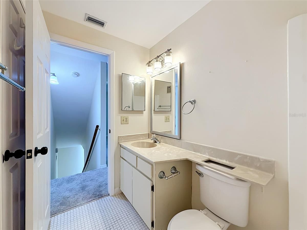 1718 ADAMS CIRCLE — photo 19 of 57