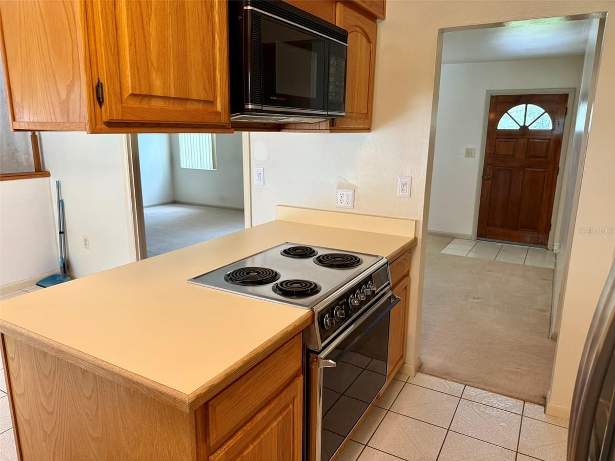 11215 RUSSELL DRIVE — photo 35 of 83