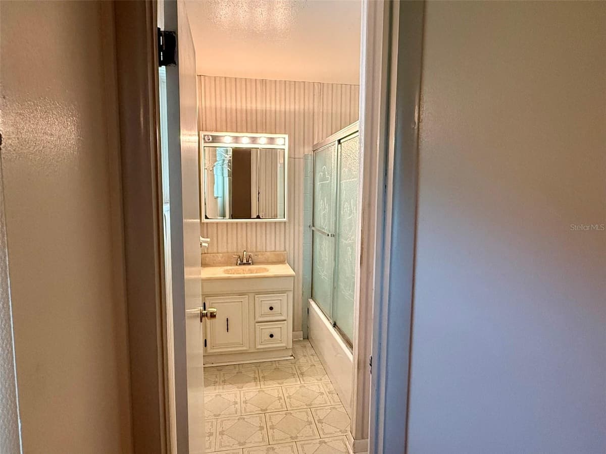 11215 RUSSELL DRIVE — photo 51 of 83