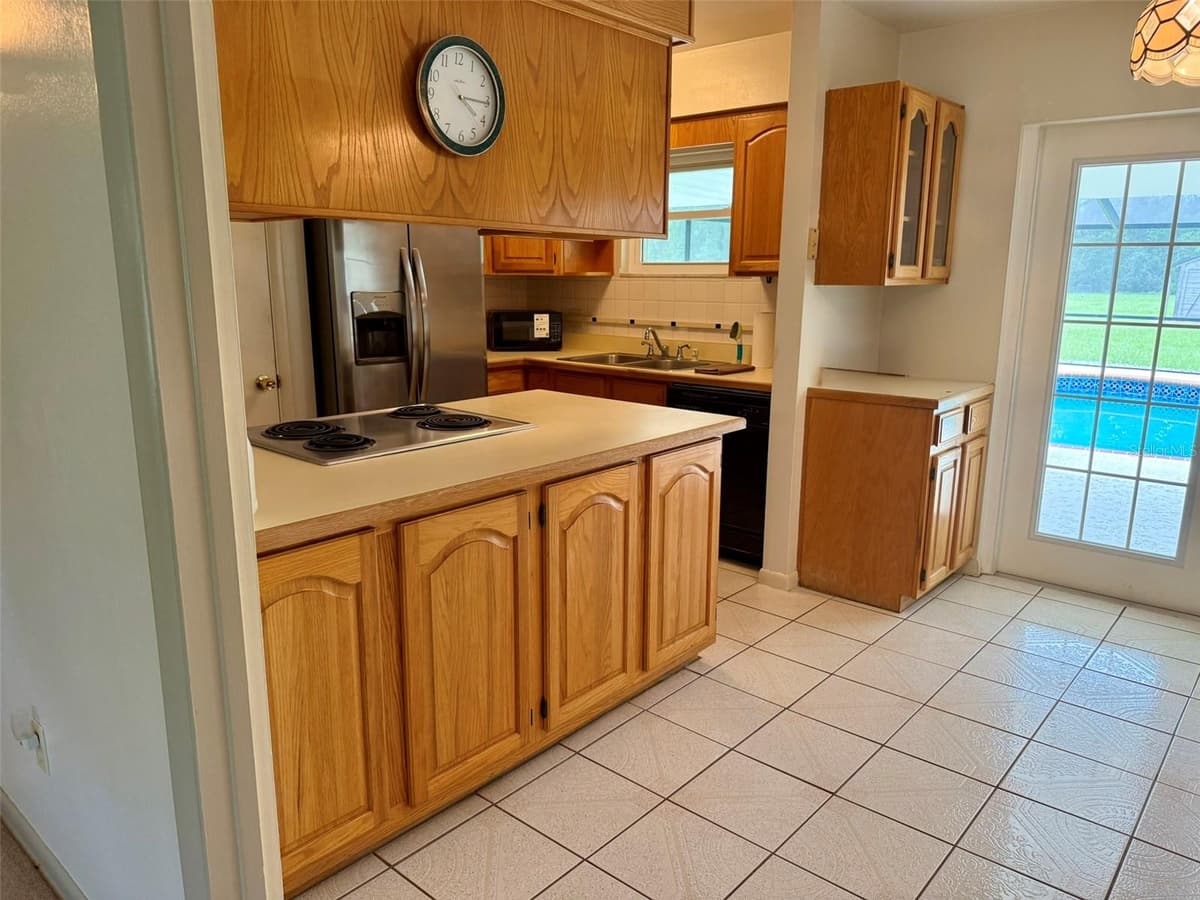11215 RUSSELL DRIVE — photo 29 of 83