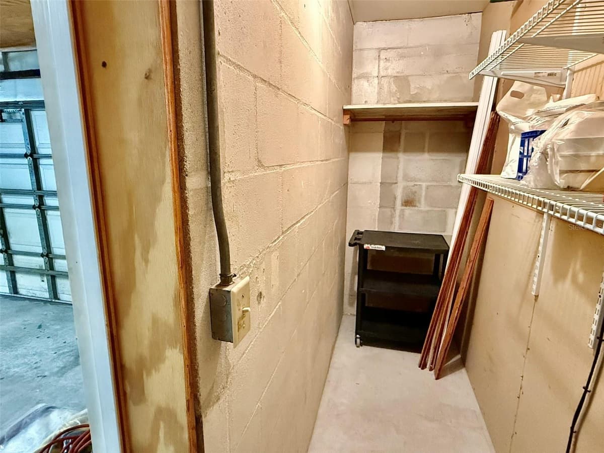 11215 RUSSELL DRIVE — photo 66 of 83
