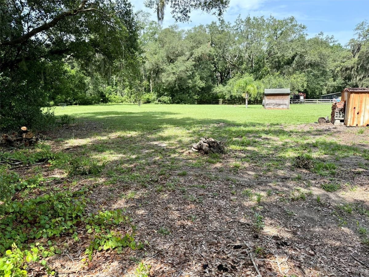 11215 RUSSELL DRIVE — photo 15 of 83
