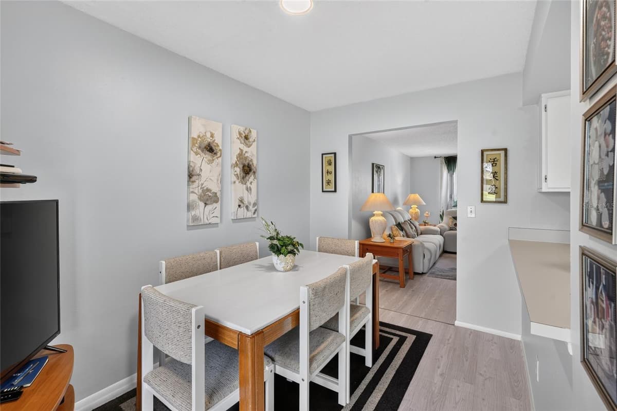 1453 CASA PARK CIRCLE — photo 4 of 33