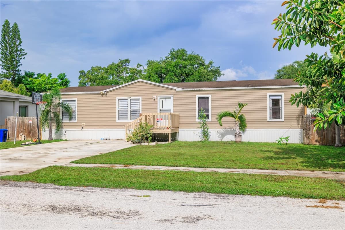 12275 CROSS STREET — photo 1 of 28