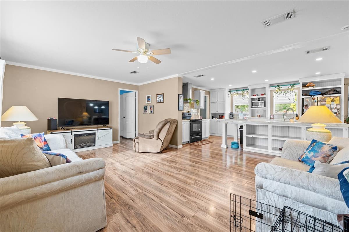 12275 CROSS STREET — photo 2 of 28