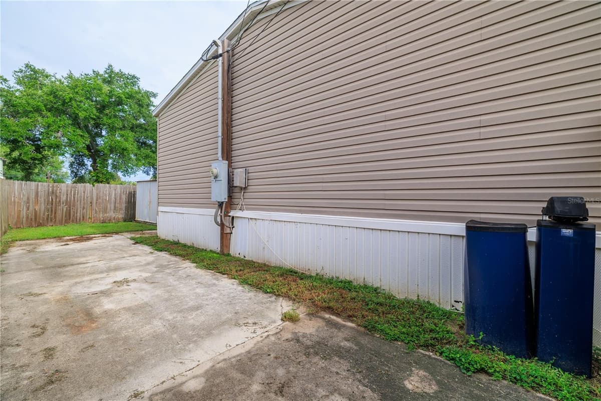 12275 CROSS STREET — photo 27 of 28