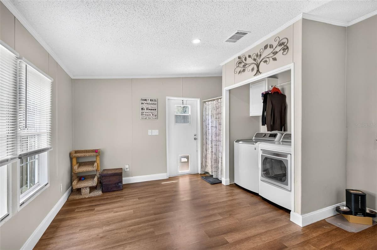 12641 IDLEWOOD DRIVE — photo 13 of 35