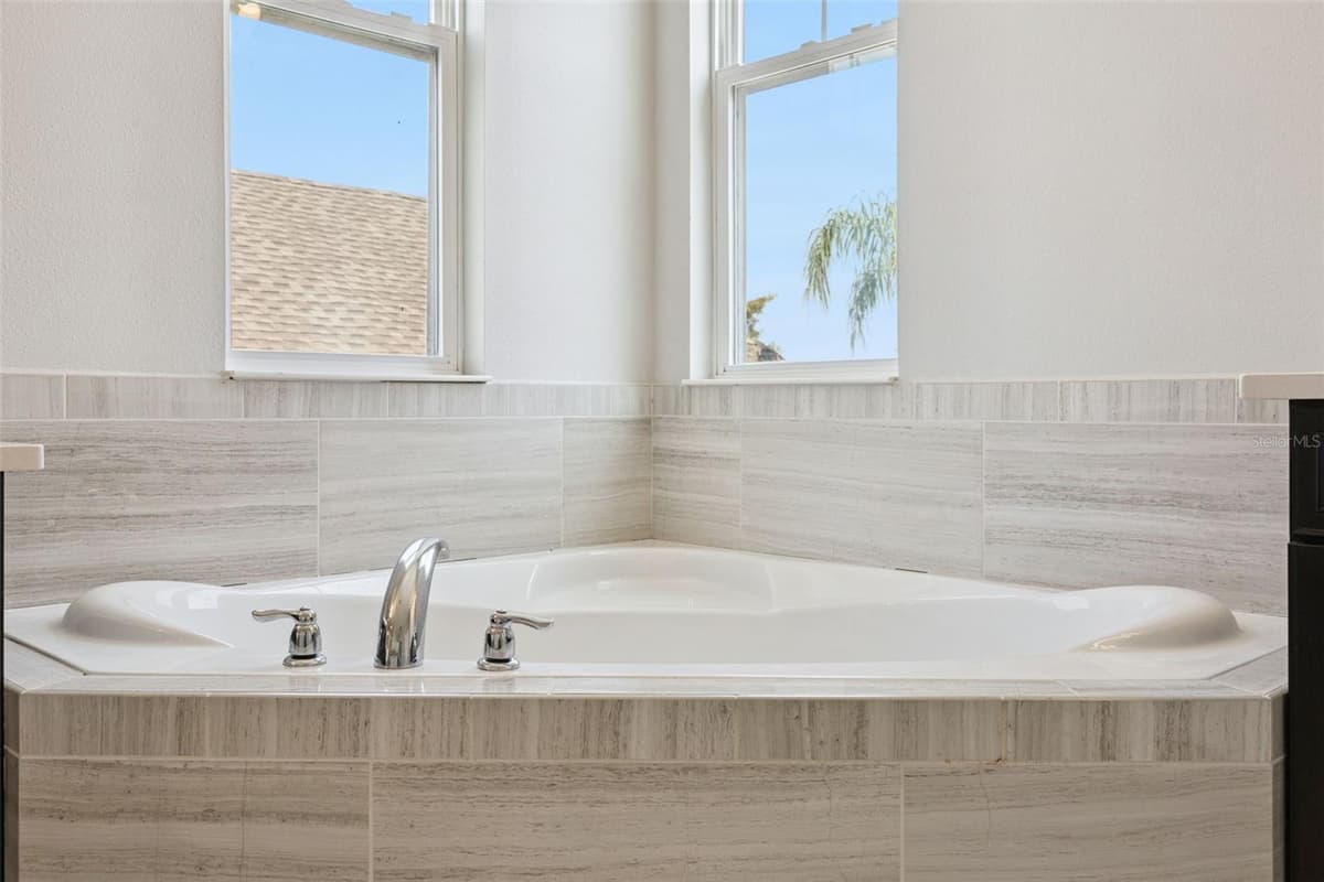 359 BLUE CYPRESS DRIVE — photo 24 of 50