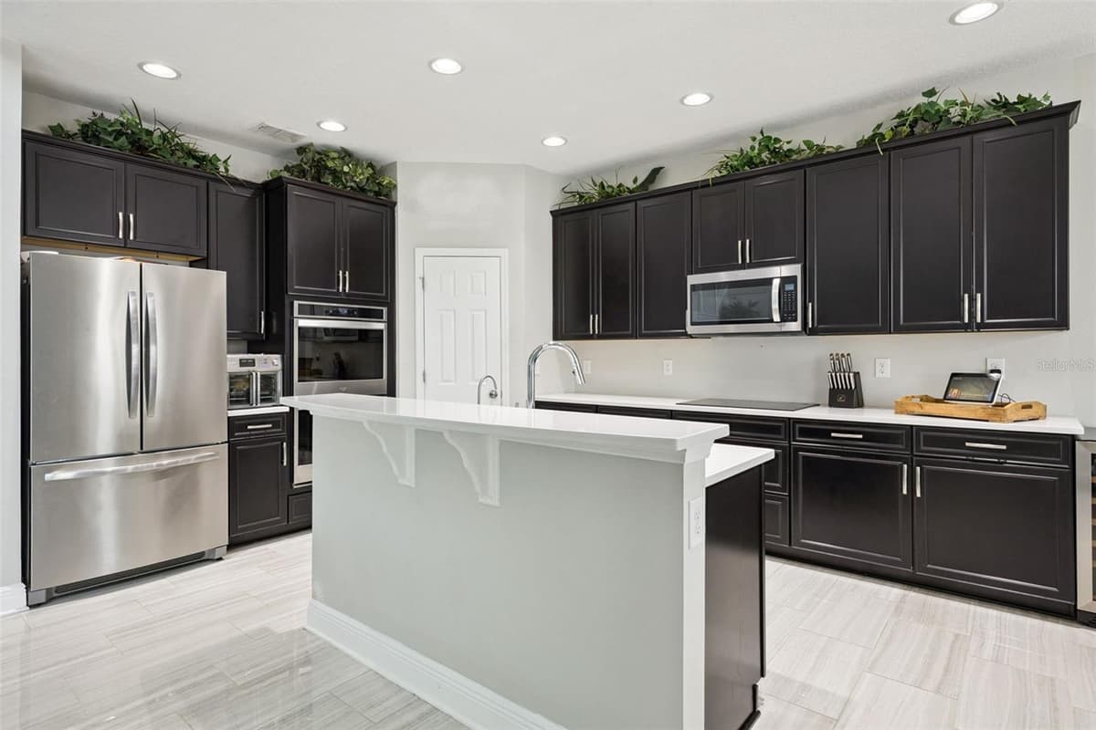 359 BLUE CYPRESS DRIVE — photo 11 of 50