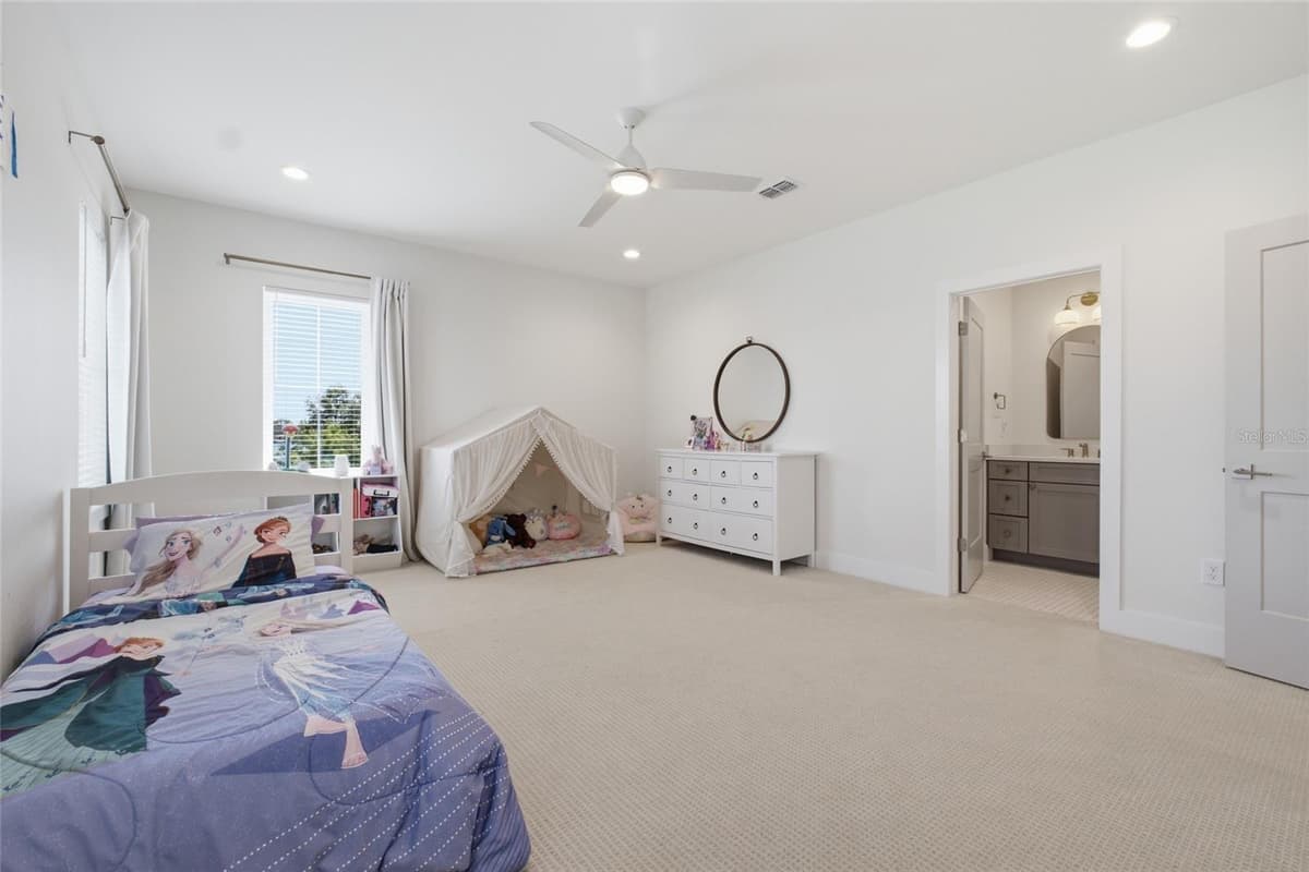 3001 OSCEOLA AVENUE — photo 42 of 57