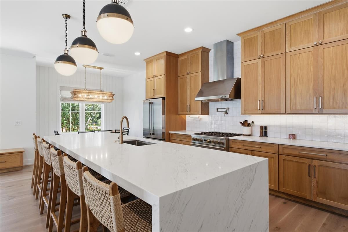 3001 OSCEOLA AVENUE — photo 6 of 57