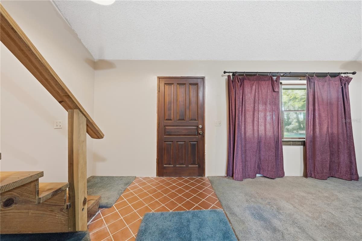 163 ORANGE AVENUE — photo 3 of 49